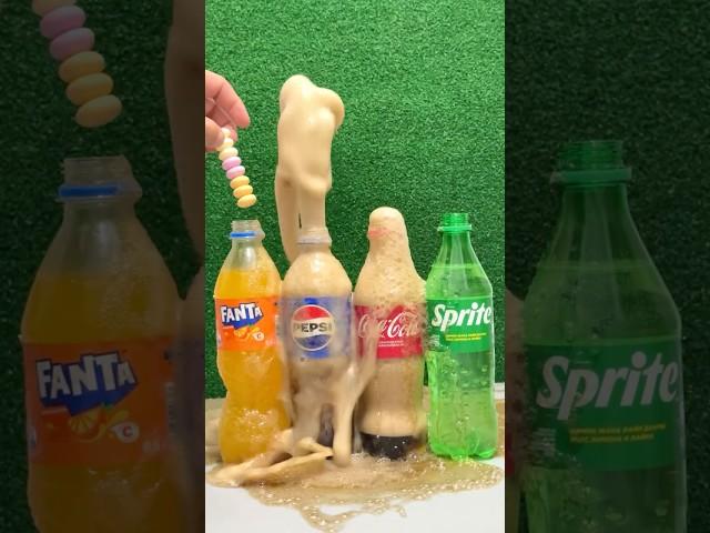 Coke and Mentos experiment video!  #cokevsmentos #soda