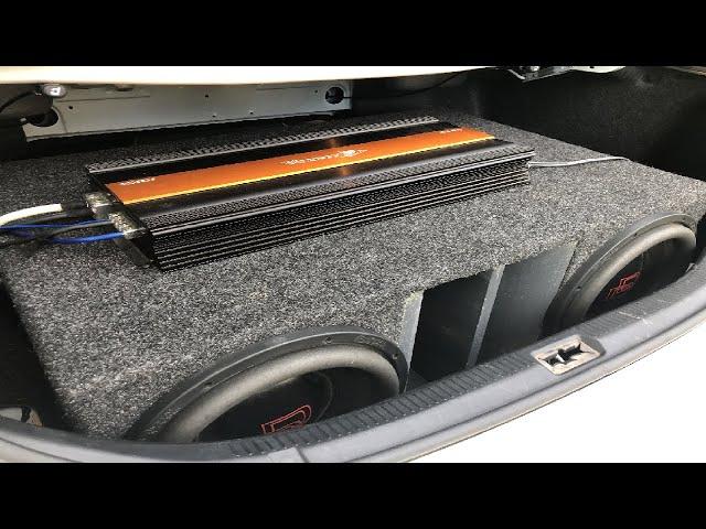 DD Audio 9500 12's on a 3500 Watt Amp BEATING