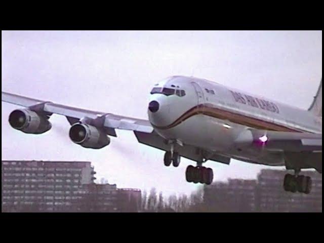 Boeing 707 at Ostend Airport : busy times , busiest years 1998 till 2002