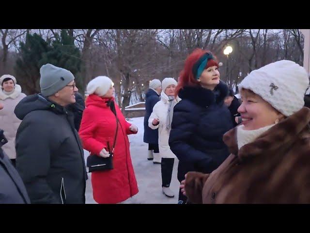 28.01.24г..."Ах,Какой Мужчина!"... Елена Григорова... на танцполе в Гомельском парке...