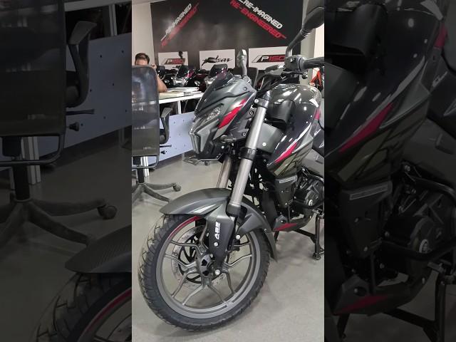 Bajaj Pulsar NS 160 Black Edition  #millionaire #shorts #pulsar #ns160 #ns125 #ns200