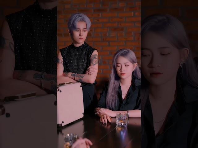 Tính chơi xấu hả anh trai