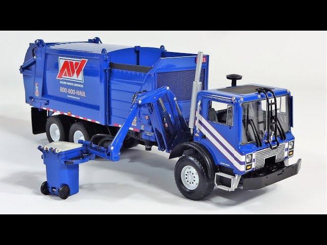 Mack MR Side Loader Garbage Truck AW 1/34 Scale Diecast Model by First Gear