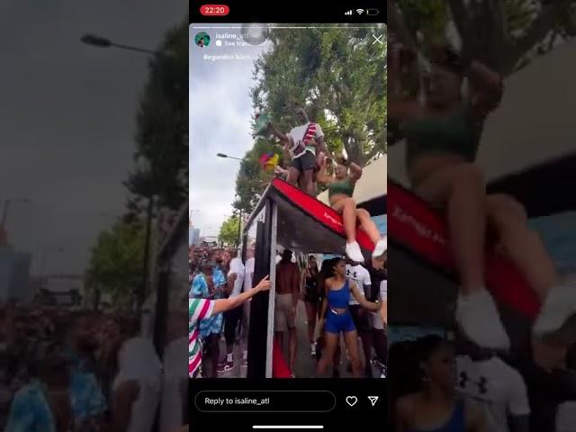 Carnival 2022 bus stop broke