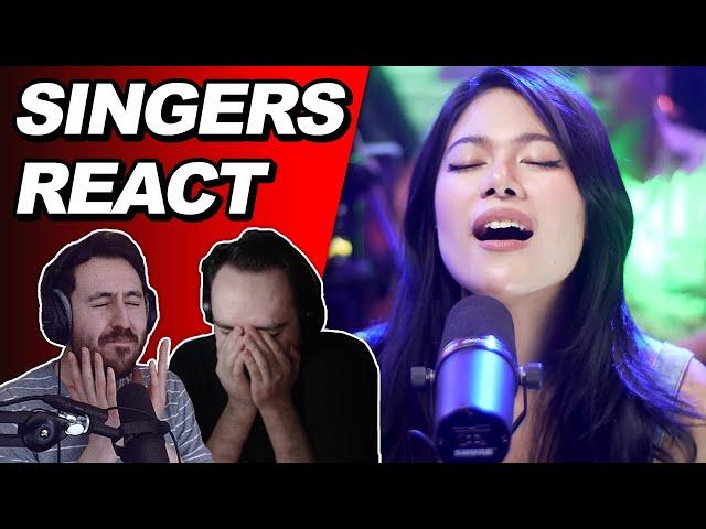 Singers React to Gigi De Lana - FIy Me To The Moon | Reaction