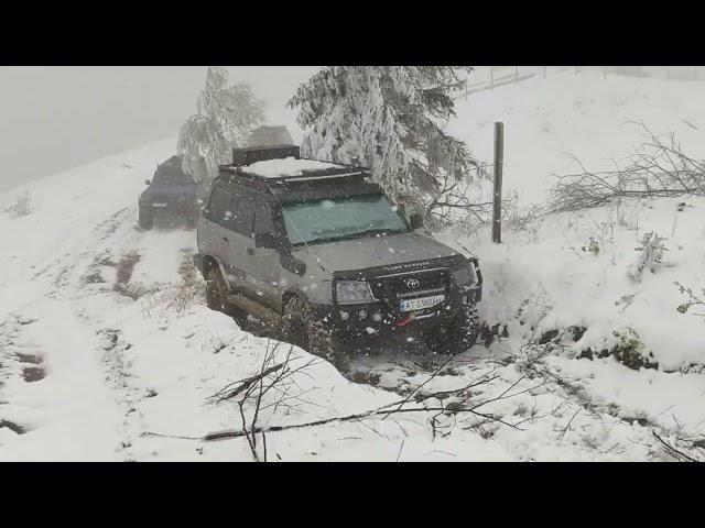 #OFFROAD в облаках в неповторимых Карпатах, КРУЗАК с мостом от Nissan Patrol и V8 лучший