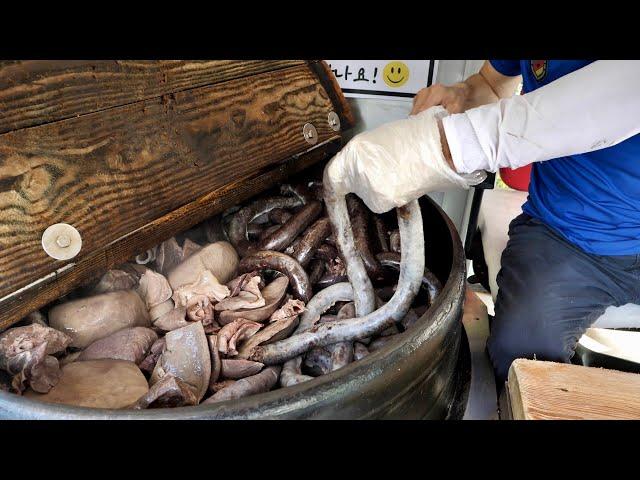 Korean traditional cauldron sundae, Korean street food