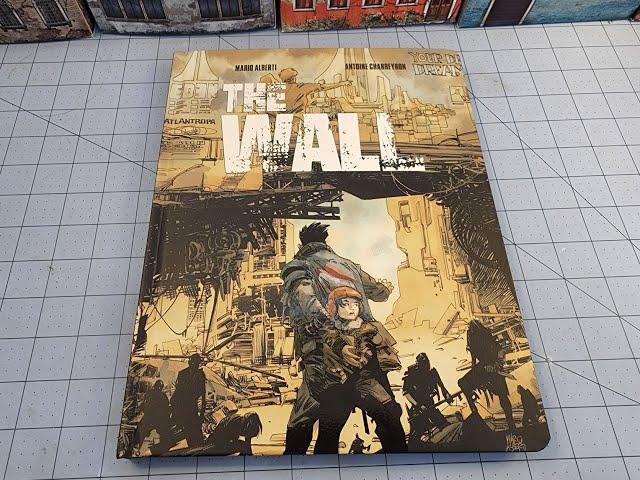 The Wall, A dystopian scifi zombie graphic novel!