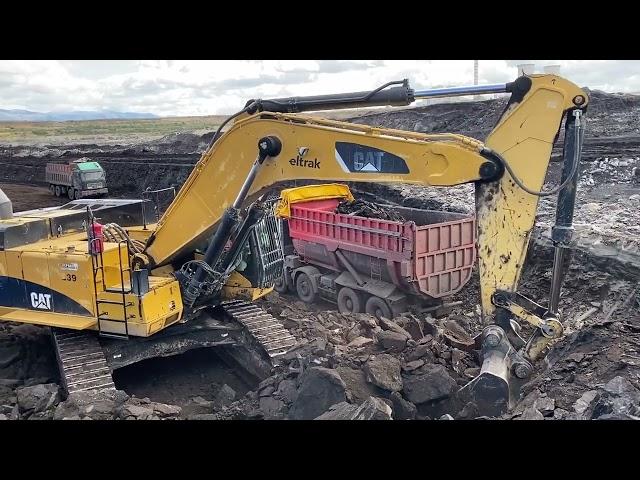 Caterpillar 365C Excavator Loading Coal On Trucks - Interkat SA