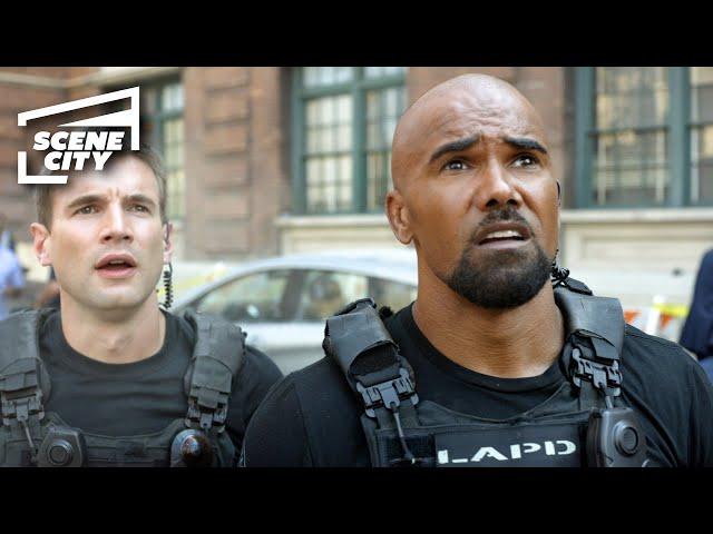 SWAT Team Is Called for a Bomb Case | S.W.A.T. (Shemar Moore, Alex Russell)