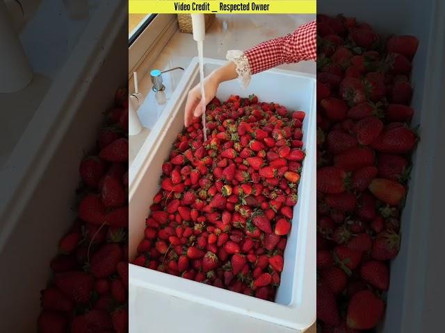 This girl made strawberry jam