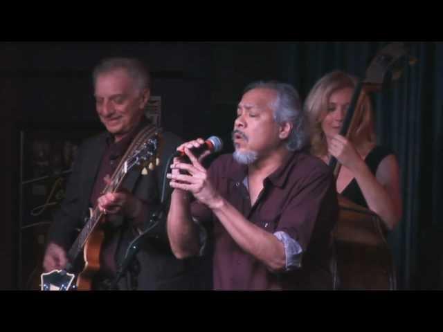 BoDeans' Sam Llanas with Les Paul's Trio - Tennessee Waltz / Blue Moon - IridiumLive! 9.17.2012