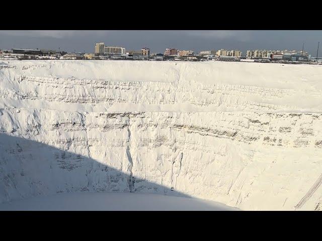 САМЫЙ БОЛЬШОЙ ШАХТА МИР ЯКУТИЯ ГОРОД МИРНЫЙ
