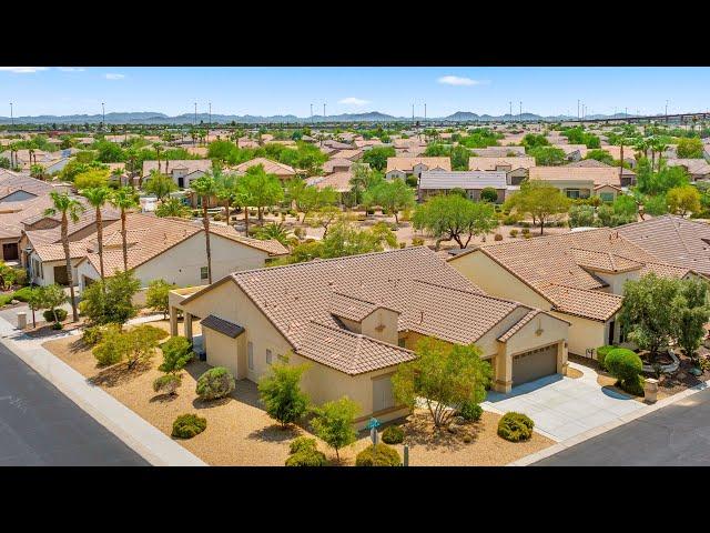 16435 W Cypress Street Goodyear, AZ 85395 | Renee Burke with RE/MAX Signature