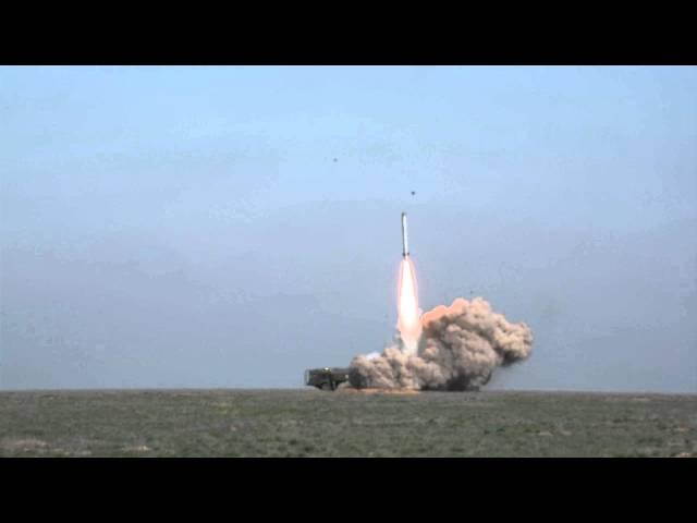 Cruise missile launch from an Iskander-M tactical complex