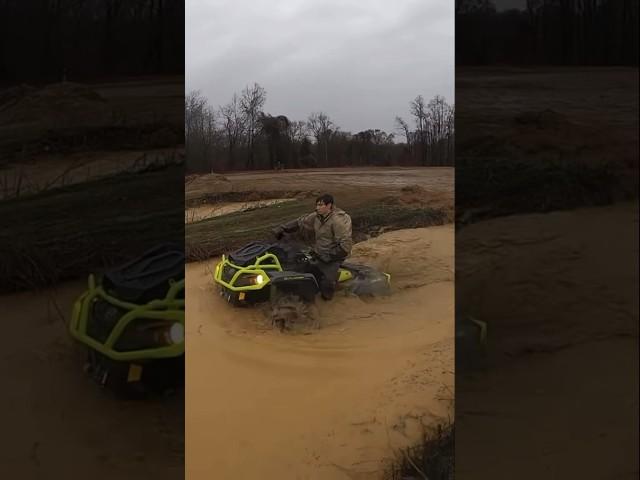 Jp Stephens cutting it close on the Outty #canam