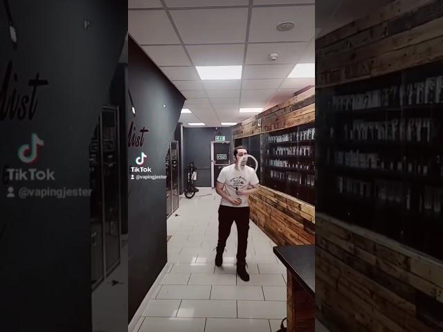 Old videos of me having fun in the shop.Jellyfish time!!#Vape tricks#vaping