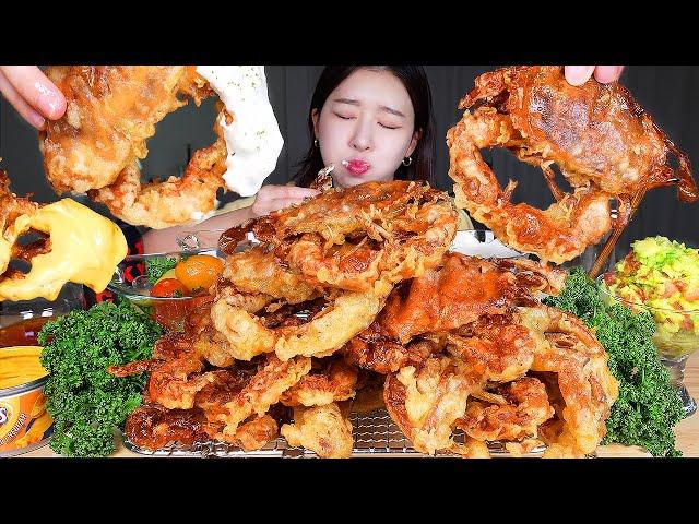 ASMR MUKBANG | SUPER CRISPY  FRIED SOFT SHELL CRABS  GUACAMOLE & TARTAR SAUCE & CHEESE SAUCE