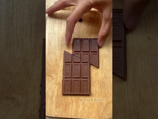 แบ่งให้ 1 ชิ้น   #Chocolate  #ช็อกโกแลต #คลิปสั้น #howto #ฮาวทู #fypシ゚ #shortvideo #shorts