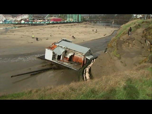 Officials assess what's next for Santa Cruz wharf following collapse as debris washes ashore