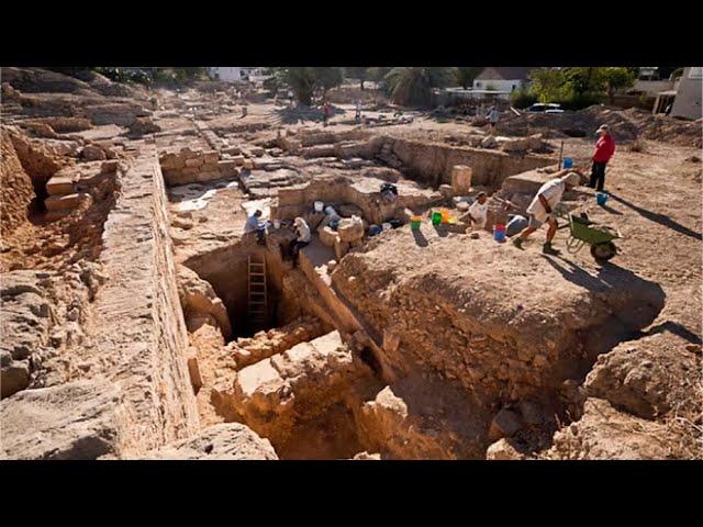 How Deep Do Archaeologists ACTUALLY Dig?