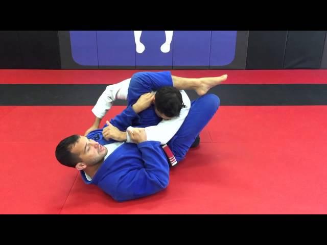 Triangle from Head Control- Rodrigo Carvalho AKXE BJJ USA