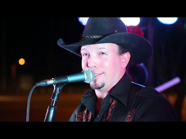 The Texas Bucket List - Cody Joe Hodges performs "Getting Back to Country"