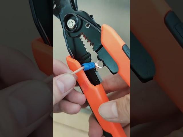 Versatile Electrician's Pliers! good tool to share @bs-goland