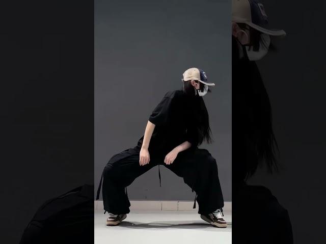 Getting better and better dance, one person's hiphop | Savage Girls Song | @alexandera9546 #kpop