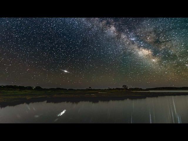 Dark Skies at Assateague Island National Seashore - 4K Timelapse