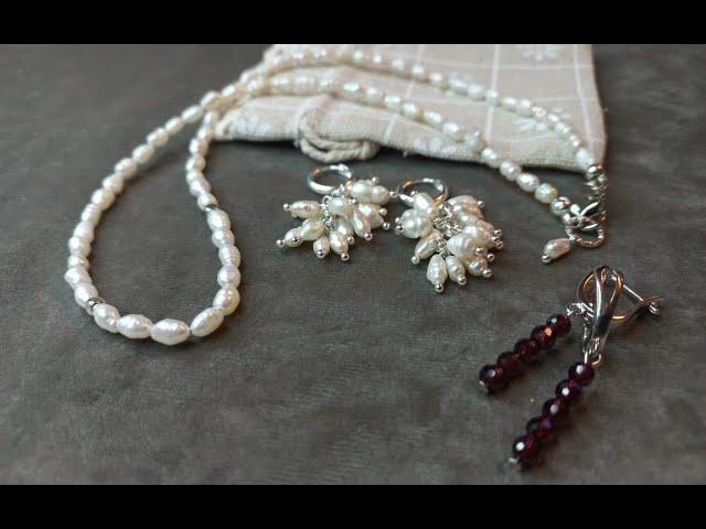 You will never believe how chic DIY jewelry is easy! | garnet and pearls, earrings and beads.