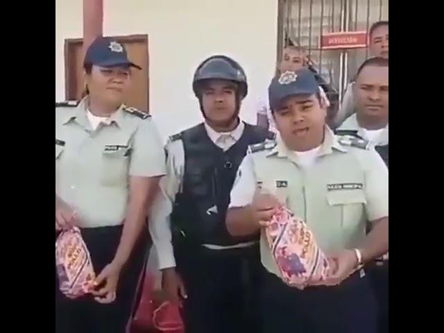 [Video] poliaragua agradece a su presidente obrero y a su gobernador marcos torres por 2 pollos