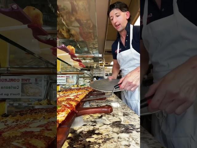 Corner or side ?? #pizza #love #customer #fypシ