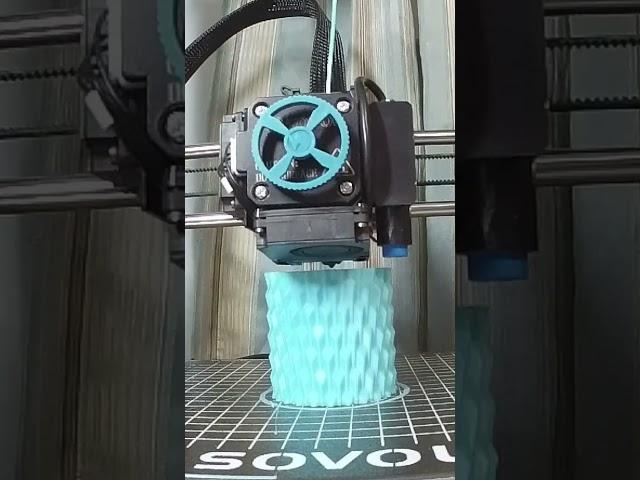 Spiral Vases: Exploring 2-Point Perspective  #3DPrinting #DecorativeVases