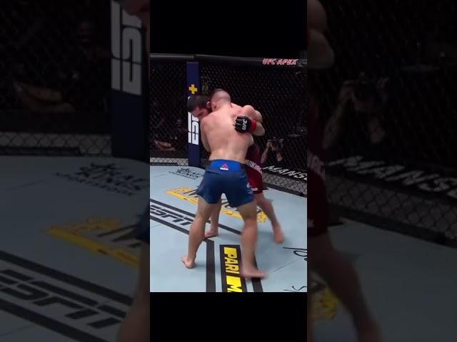 Islam Makhachev folds Drew Dober in half with a bodylock #ufc #mma #boxing #fight #khabib #islam