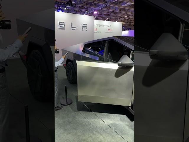 They say it's bulletproof and can drive on Mars ‍