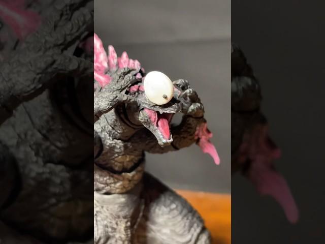 This is why Godzilla never uses human technology @cocobrED #monsterverse #monstermovies ￼