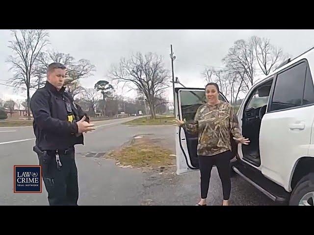 Bodycam: Florida Mom Showed Up Drunk to Pick Kid Up from School, Cops Say