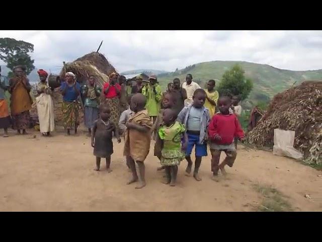 Amasezerano/Batwa dance