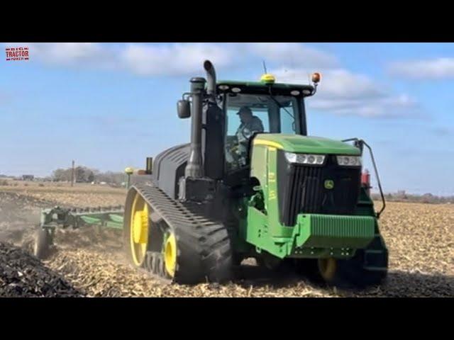 BIG TRACTORS Working on Fall Tillage