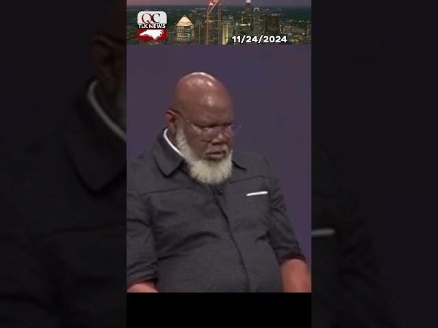 TD Jakes suffers medical emergency on stage #tdjakes #church