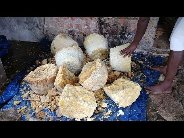 Jaggery Crushing Machine | Jaggery Cutting Machine | How its Made | KNP TEch TV