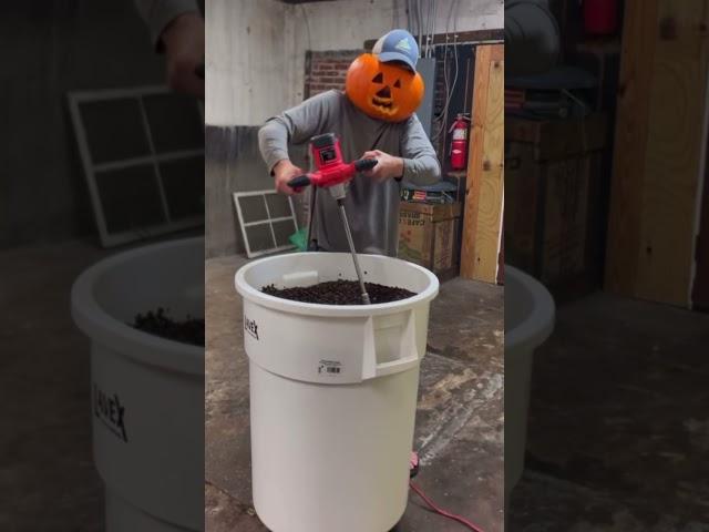 How Ryan the Roaster makes our Pumpkin Spice Coffee