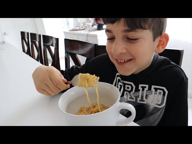 How To Eat Unhealthy Noodles - Mukbang by Arqa - Heghineh Family Vlogs