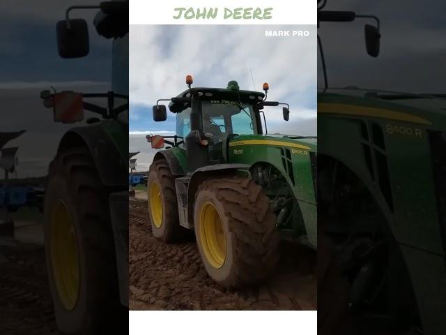 NEW TRACTOR JOHN DEERE 8400R Plowing / Nouveau Tracteur Agricole JOHN DEERE 8400R 2023 / POWER