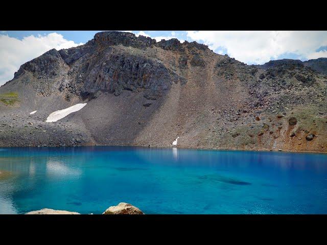 Hiking to Colorado's Most Stunning Lake