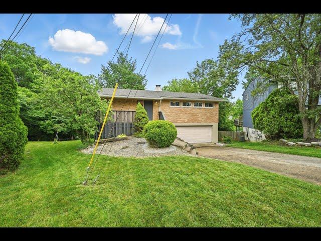 1225 Moonkist Ct Cincinnati, OH | ColdwellBankerHomes.com