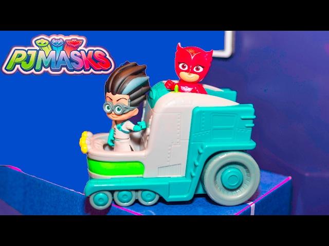 The PJ Masks Transforming Towers New Toys  at 2017 Toy Fair