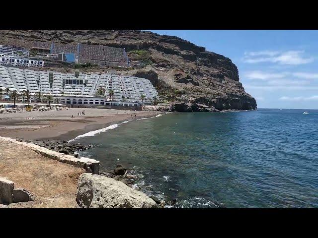 Gran Canaria Cycling: Arriving in Taurito. 4K