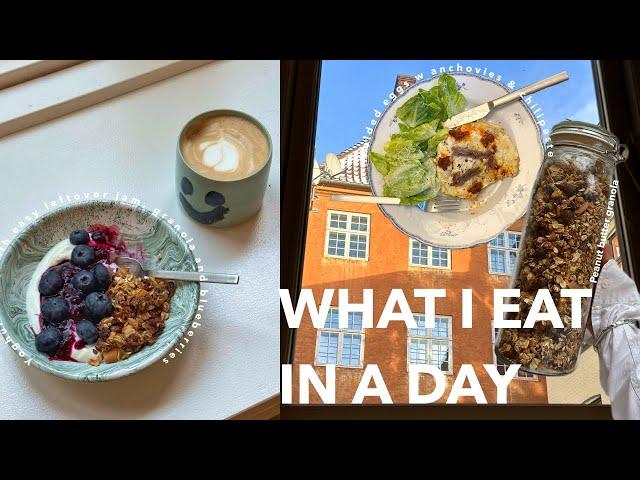 WHAT I EAT IN A DAY TO FEEL GOOD | homemade, easy and comforting weekday meals